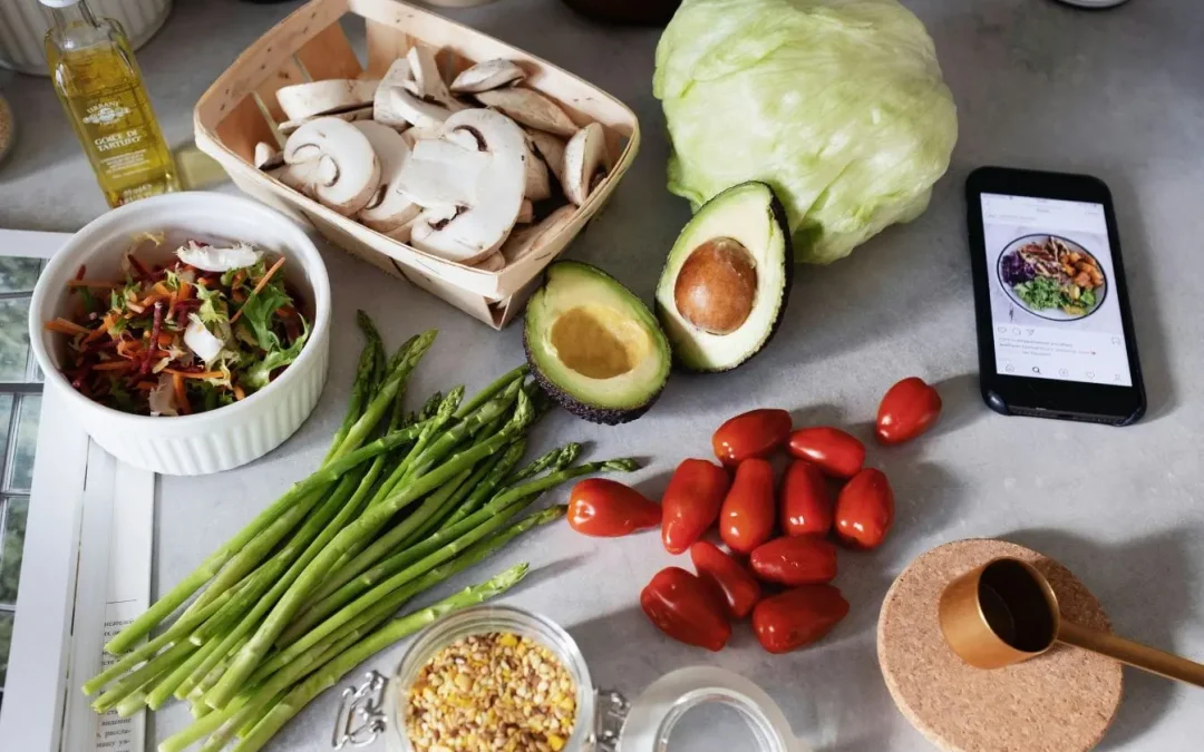 Alimentation intuitive : les 10 principes fondamentaux pour manger sans régime